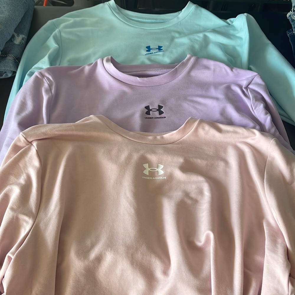 UNDER ARMOUR WOMENS SWEATSHIRT LOT - SIZE XL